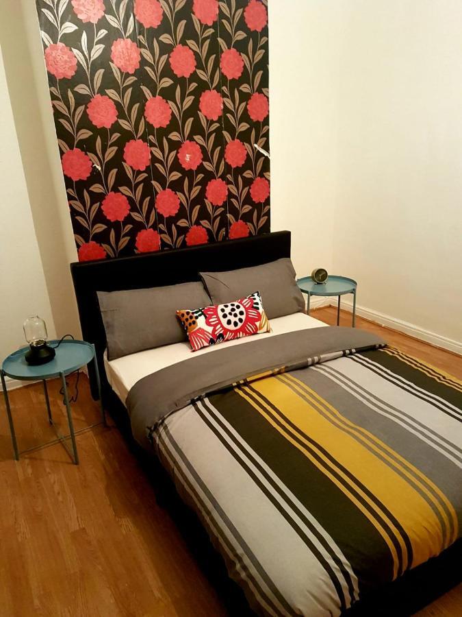 Bed and Breakfast Budget House In Gants Hill Ілфорд Екстер'єр фото