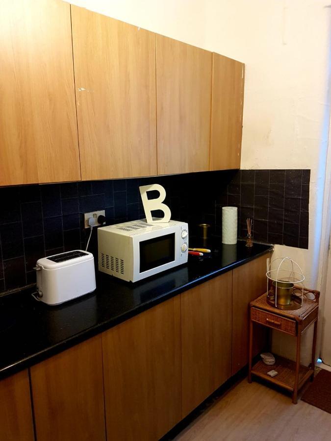 Bed and Breakfast Budget House In Gants Hill Ілфорд Екстер'єр фото